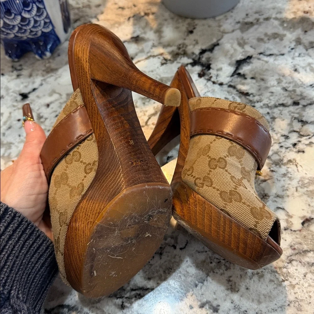 Gucci Tan and Brown Monogram Mules - Picture 4 of 4